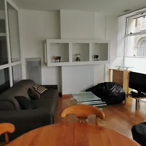 Appartement Aux Pieds Du Château, Tournon-sur-Rhone